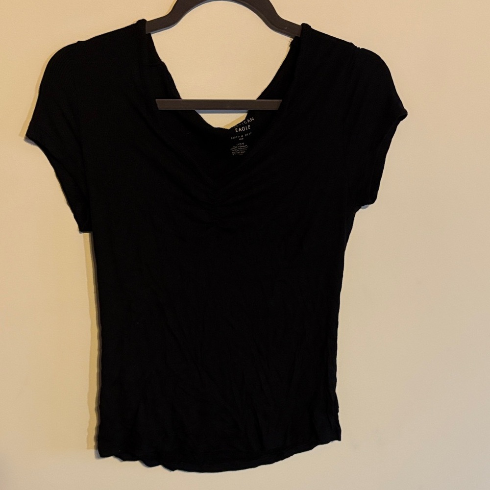 American Eagle Outfitters Black Short Sleeve Tee